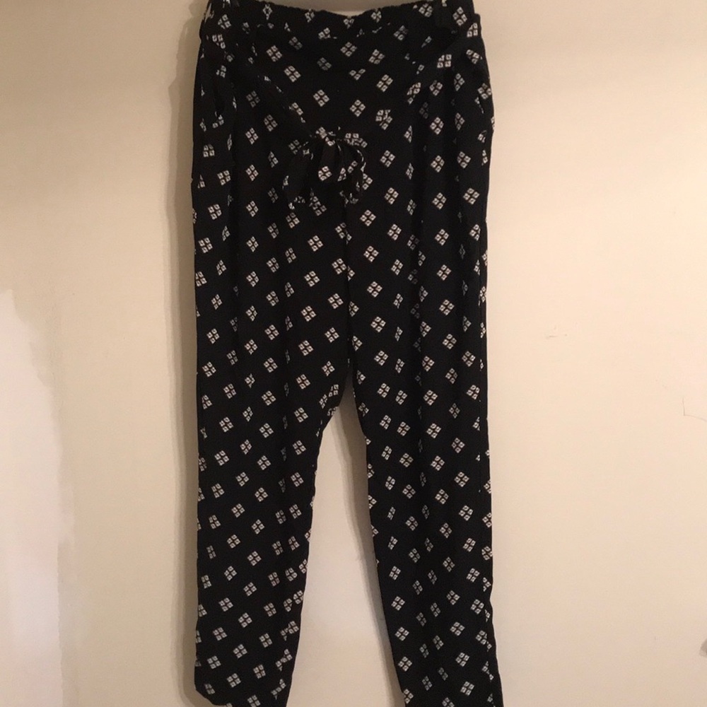 Old navy trouser pants with tie size L